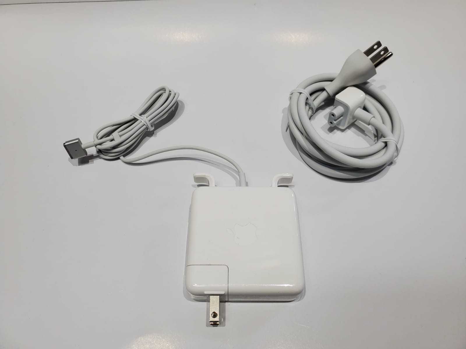Genuine OEM Apple Magsafe 2 85W Power Adapter Macbook Charger