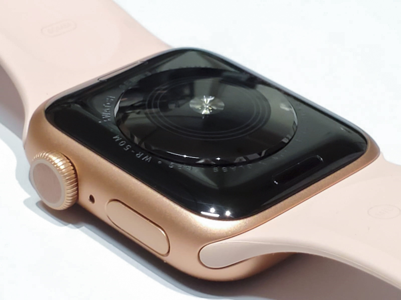 apple watch series 4 gold aluminum pink sand sport band